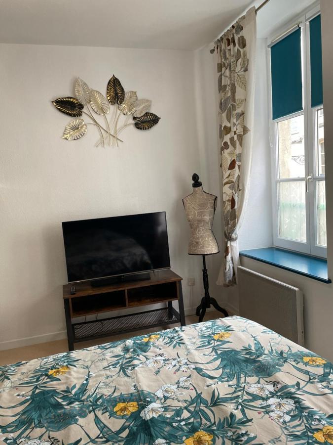 Studio Cosy Confortable En Centre Ville Verdun-sur-Meuse Bagian luar foto